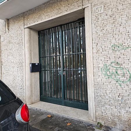 Ferienwohnung Attico Per Quattro Persone Sulla Nomentana, Wi-Fi, Aria Condizionata Rom Exterior foto