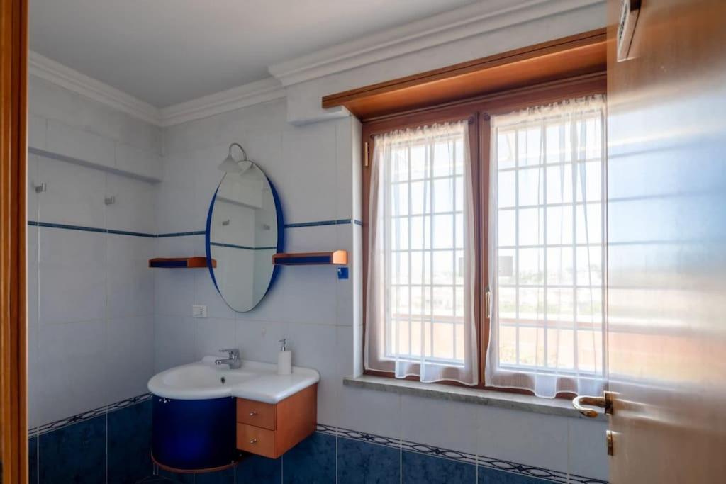 Ferienwohnung Attico Per Quattro Persone Sulla Nomentana, Wi-Fi, Aria Condizionata Rom Exterior foto